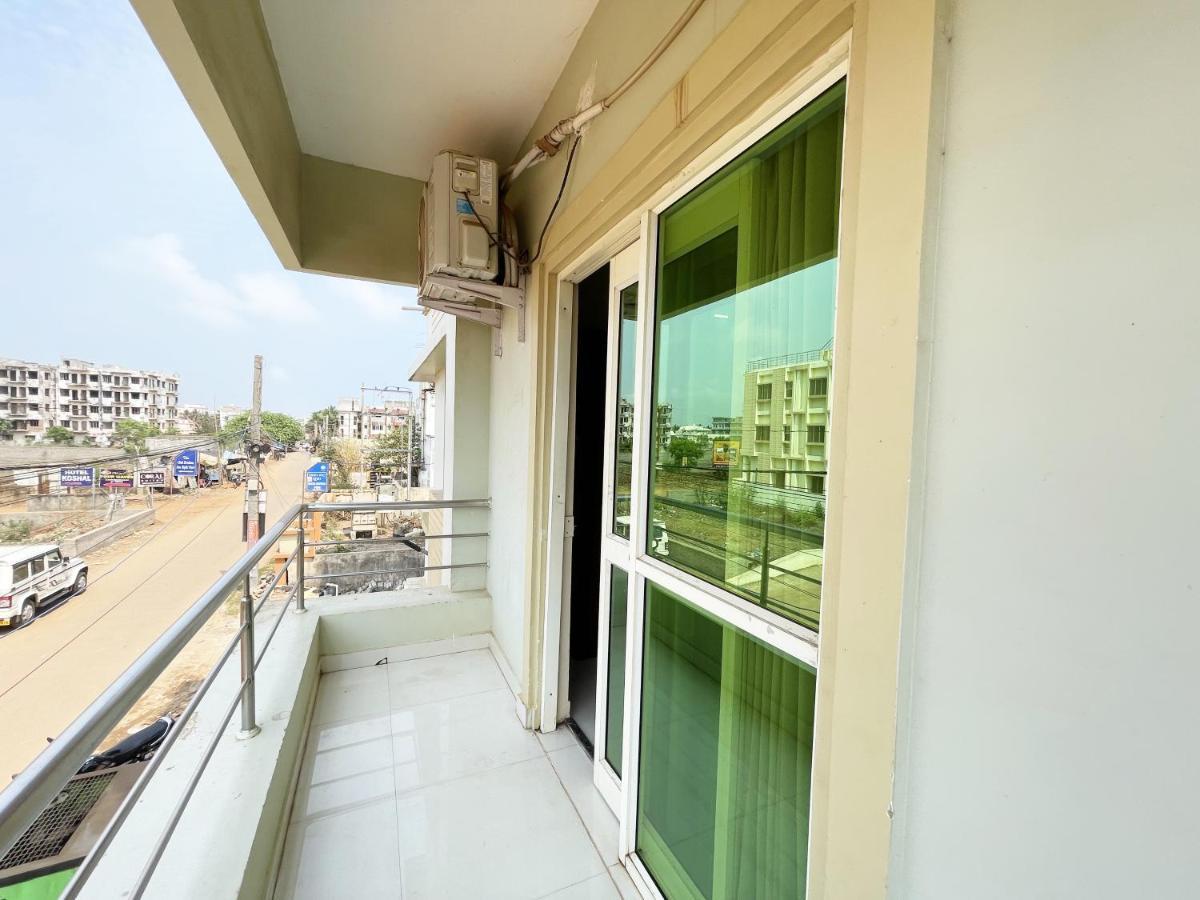 Hotel Golden Wave Puri Exterior foto