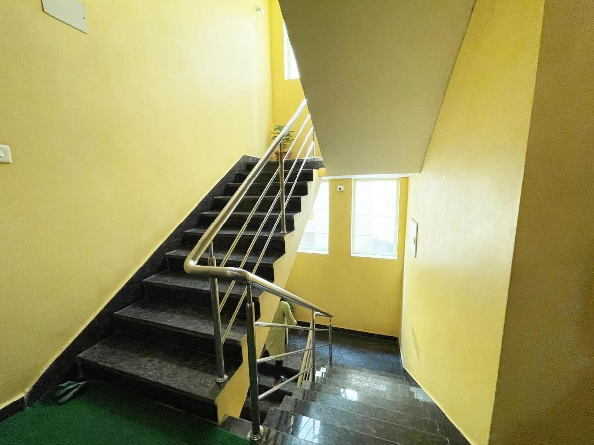 Hotel Golden Wave Puri Exterior foto